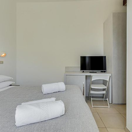 Hotel Caesar Лидо-ди-Савио Экстерьер фото